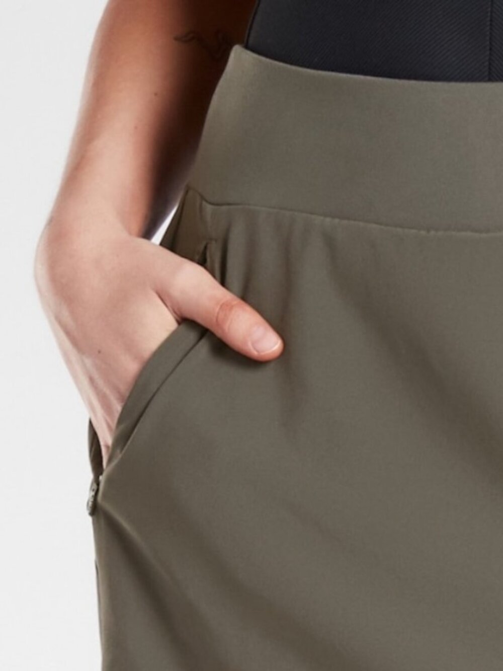 Athleta Soho Skort Mountain Olive Green Packable Travel Hiking Skirt Size 8 - Picture 5 of 14
